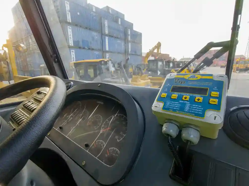 Dokumentasi timer controller Automatic Lubrication System pada dump truck