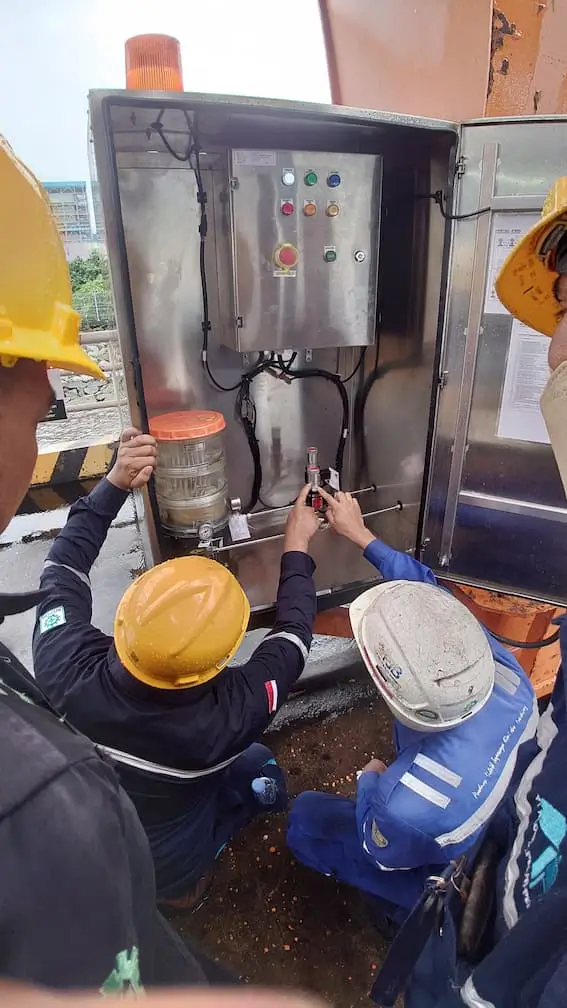 Verifikasi sistem pada proses commissioning Ship Unloader PT Anmor Morran Indonesia
