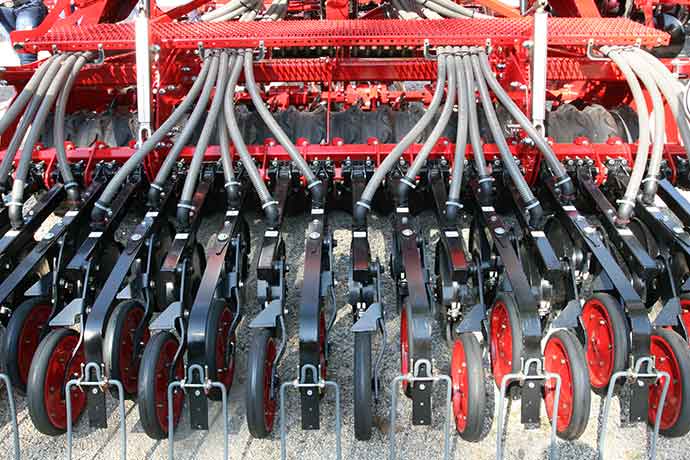 Planter dan seeder agriculture machinery